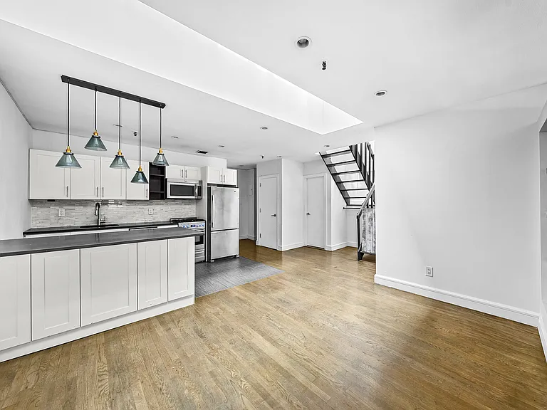 66 Pearl St #501 — Photo 4