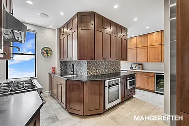 Sold by R New York