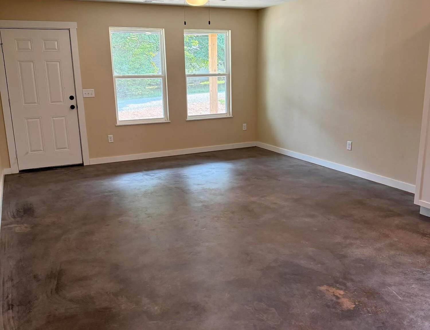 3 bed, 1312 sqft, $1,250 — Photo 3