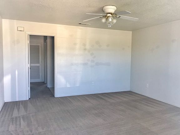 2nd image of 2812 Leroy Cir APT B