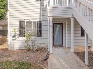 107 Scott Ln #107, Chapel Hill, NC 27514