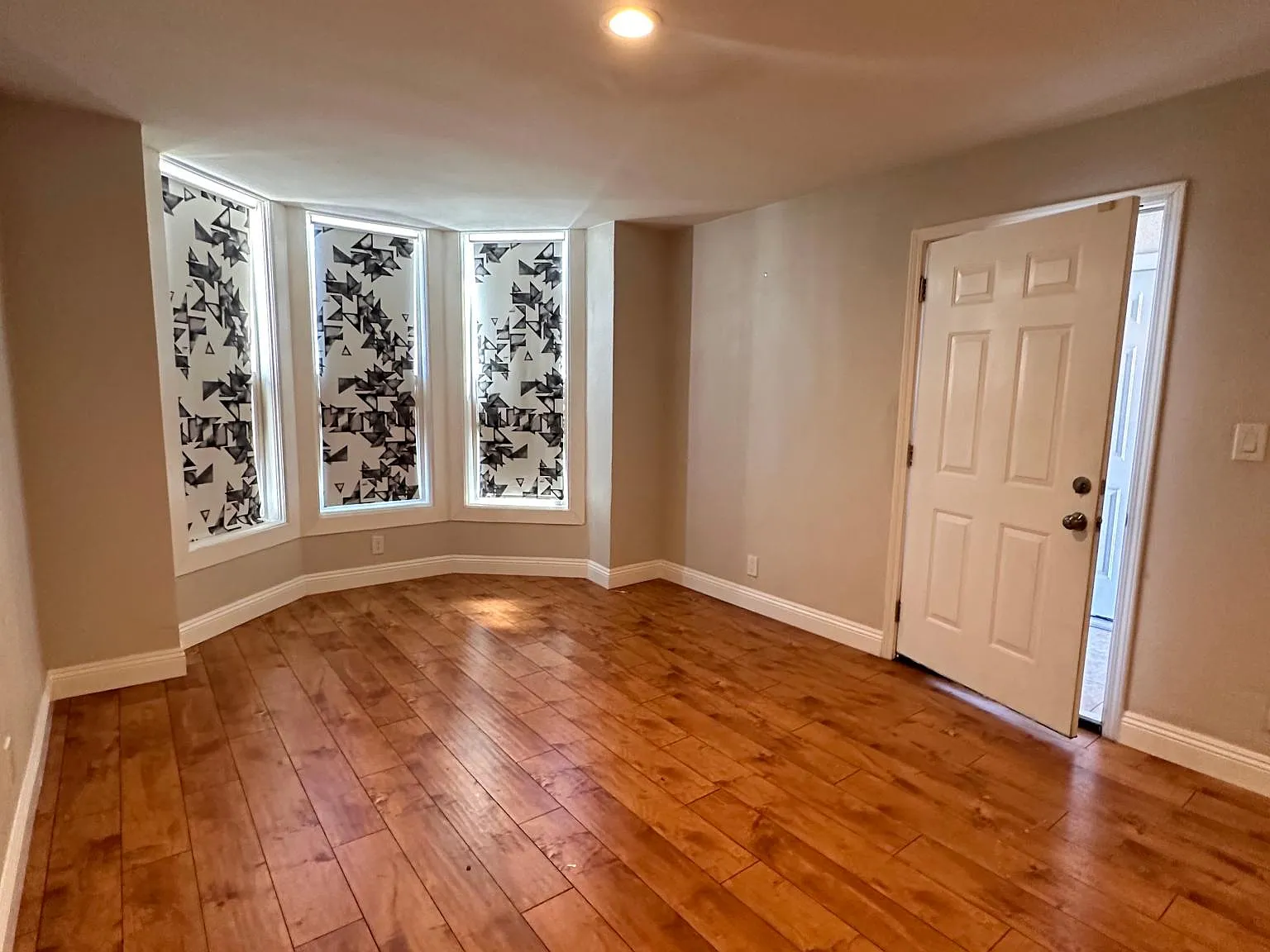 2 bed, 800 sqft, $1,650 — Photo 4