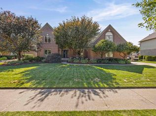 53849 Cherrywood Dr, Shelby Township, MI 48315