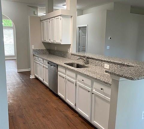 5th image of 11955 Misty Maple Ct