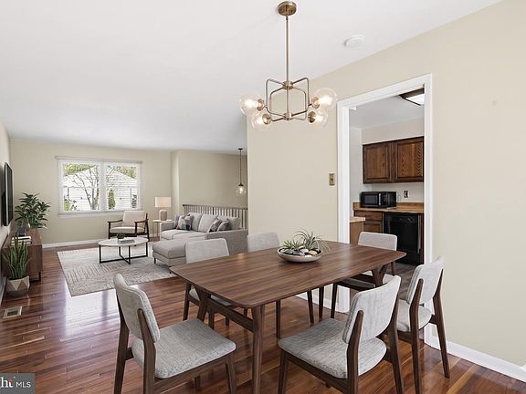 5th image of 6807 Upper Mills Cir