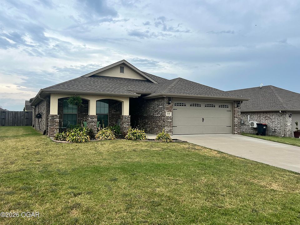 1st image of 2220 Clark Ct