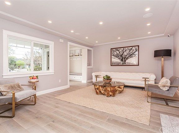 3rd image of 5638 Allott Ave