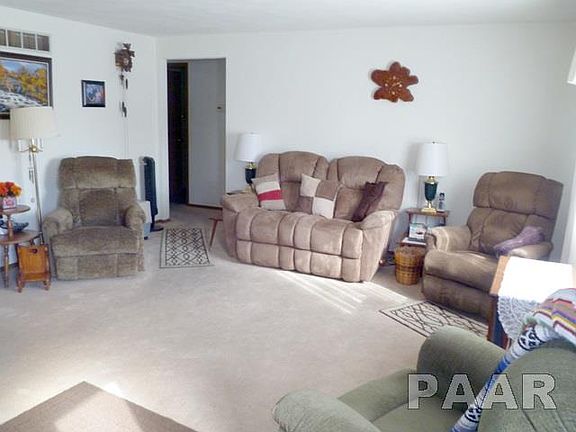 4th image of 3714 S Lauterbach Cir