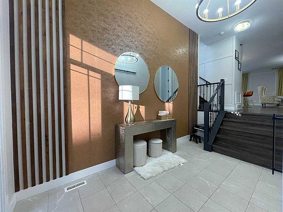 3rd image of 220 S Carringham Rd NW