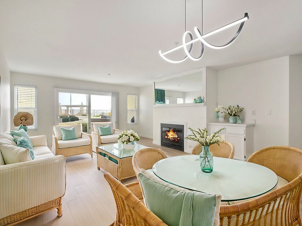 1st image of 600 N The Strand N #33