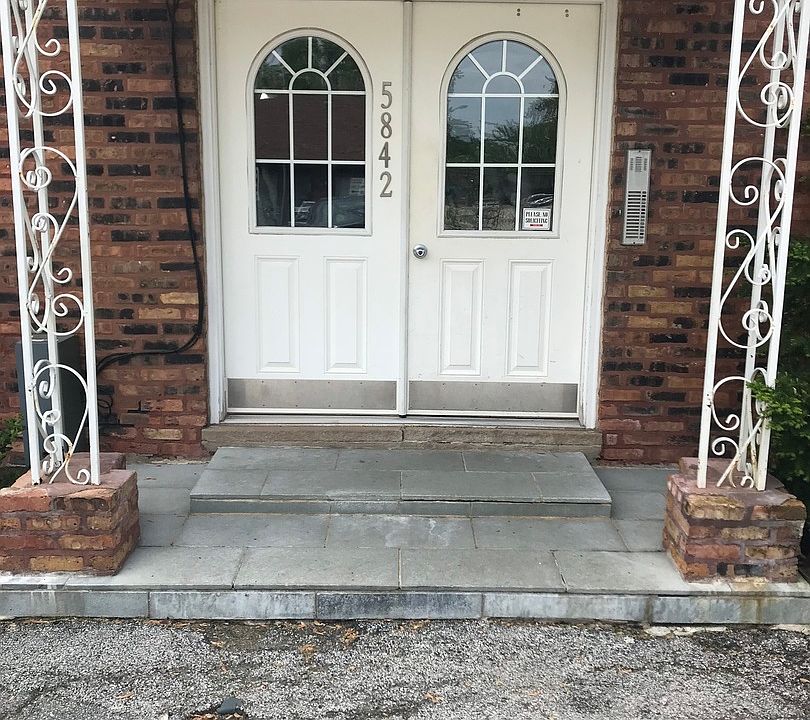 1st image of 5842 W 76th Pl Unit 104