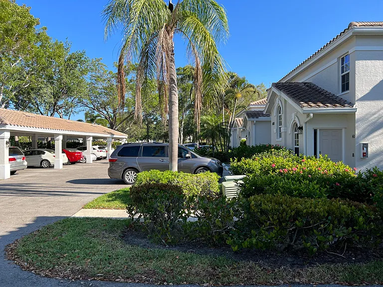 6800 Satinleaf Rd S #1-104 — Photo 18