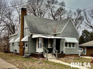 1917 N Broadway St, Peoria, IL 61604