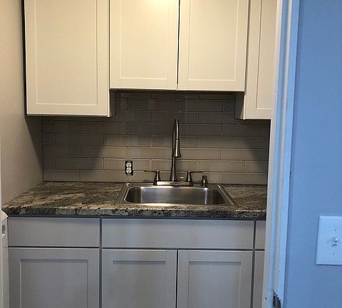 5th image of 3057 William Dr