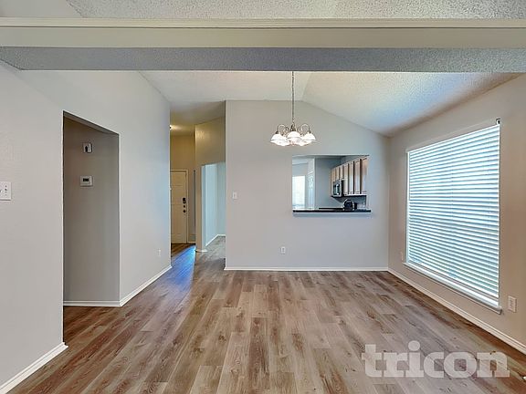 3rd image of 10221 Dallam Ln