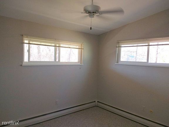 Master bedroom 1a