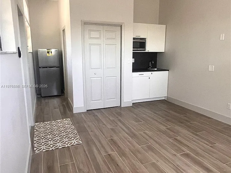 7760 SW 20th St #1 — Photo 1