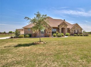 5640 Virginia Dr, Justin, TX 76247
