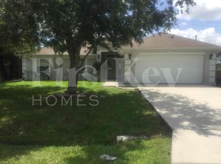 6447 NW Halibut St, Port Saint Lucie, FL 34986