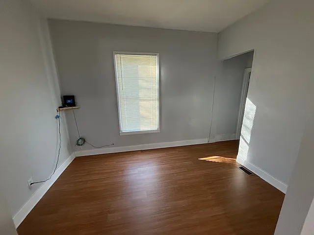1710 Sibley Ave — Photo 2