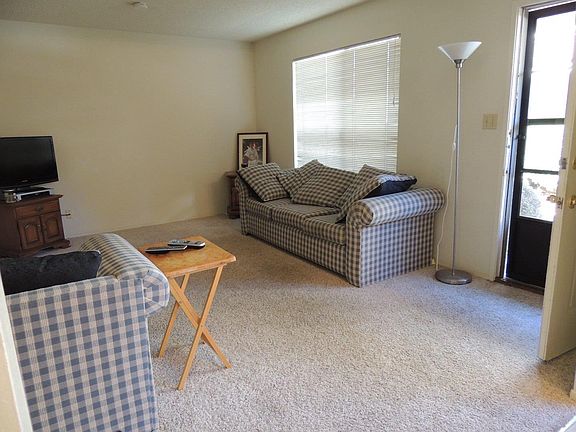 3rd image of 1116 Callas Ln APT 3