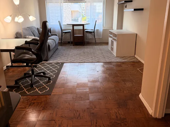 2401 H St NW, Washington, DC