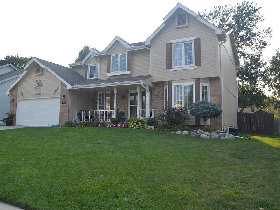 1st image of 812 Valentine Ln