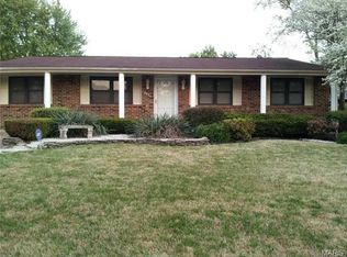 4826 Orange Blossom Ln, Hazelwood, MO 63042