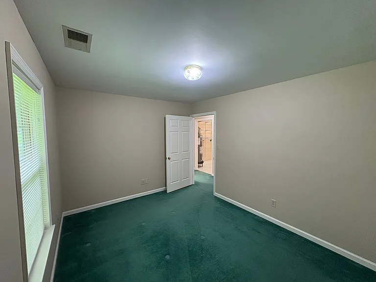 108 Meyer St #7 — Photo 10