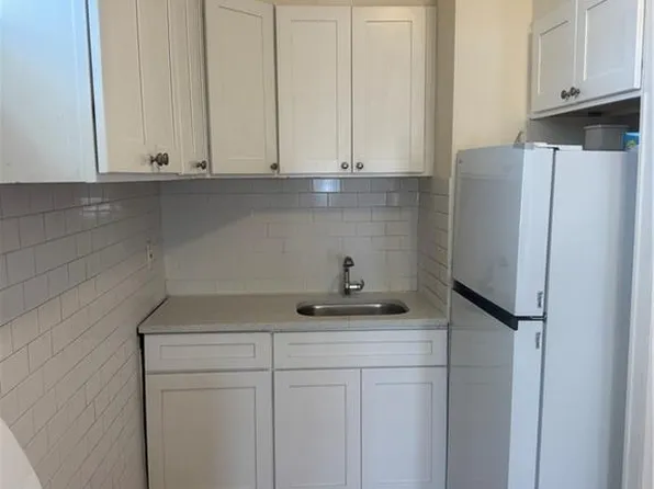 2116 Flatbush Ave, Brooklyn, NY 11234