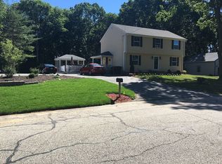 139 Signal Rock Dr, North Kingstown, RI 02852