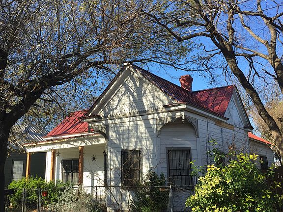 5th image of 1305 N Olive St