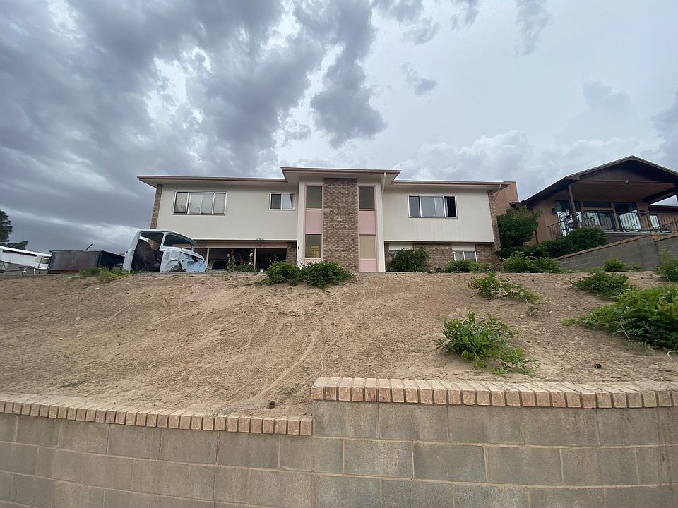 1st image of 1301 Riverview Dr NW