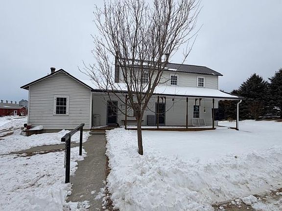 3rd image of 36658 Dogwood Rd