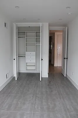 Rented by Elite NY Holdings | media 22