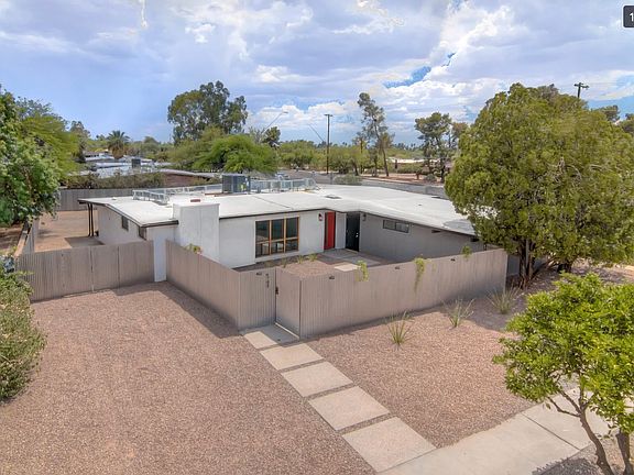 Aerial View Front Yard