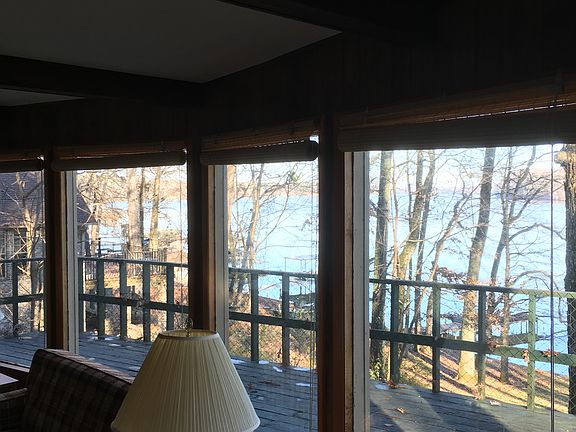 5th image of 338 Lakeview Dr