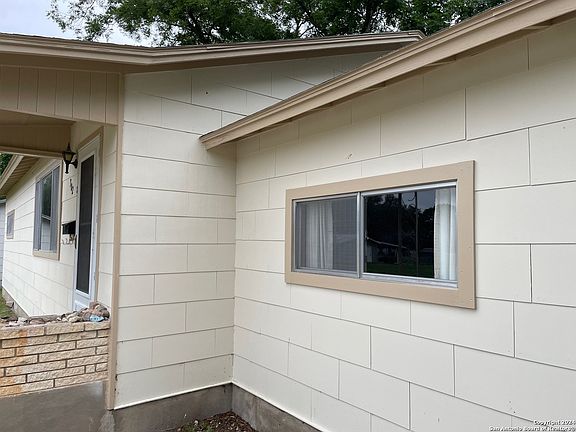 5th image of 302 aviation ave