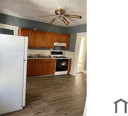 6 bed, 2000 sqft, $3,800 — Photo 2
