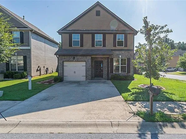 5887 Grande River Rd, College Park, GA 30349