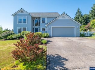 1801 SW Boxwood Ln, Dallas, OR 97338