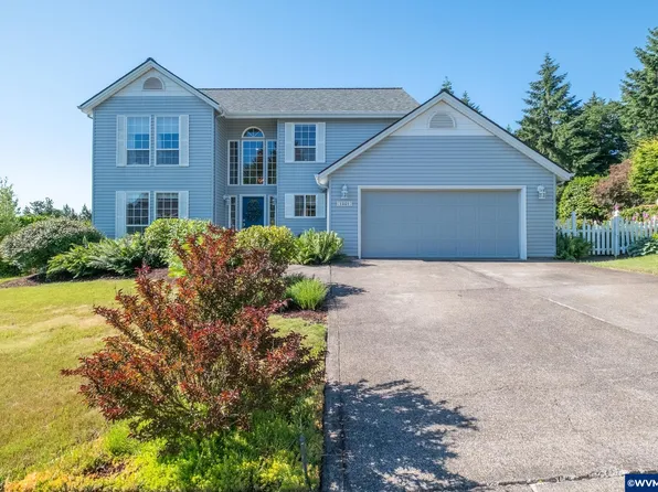 1801 SW Boxwood Ln, Dallas, OR 97338