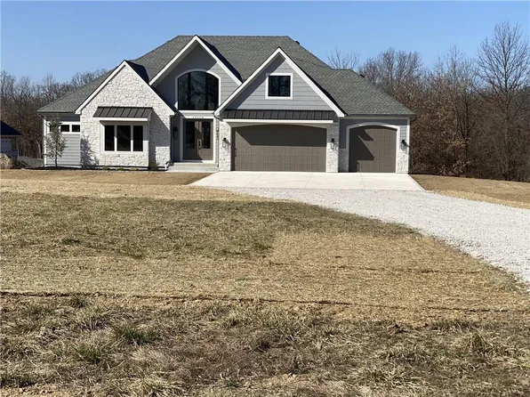 15110 S Hutt Rd, Pleasant Hill, MO 64080