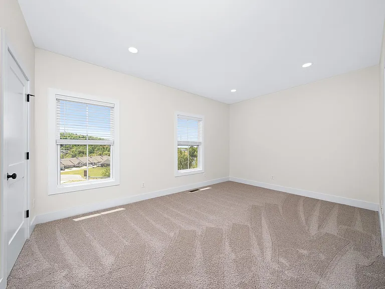 1420 Spring Pointe Ln — Photo 11