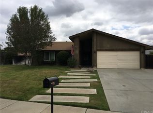 9815 Calle Esplanade, Riverside, CA 92503