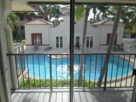 4th image of 6711 N Kendall Dr APT 509