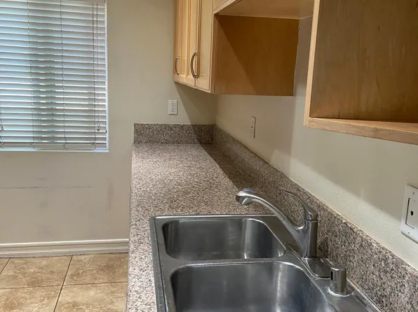 2410 N Naomi St #114, Burbank, CA 91501