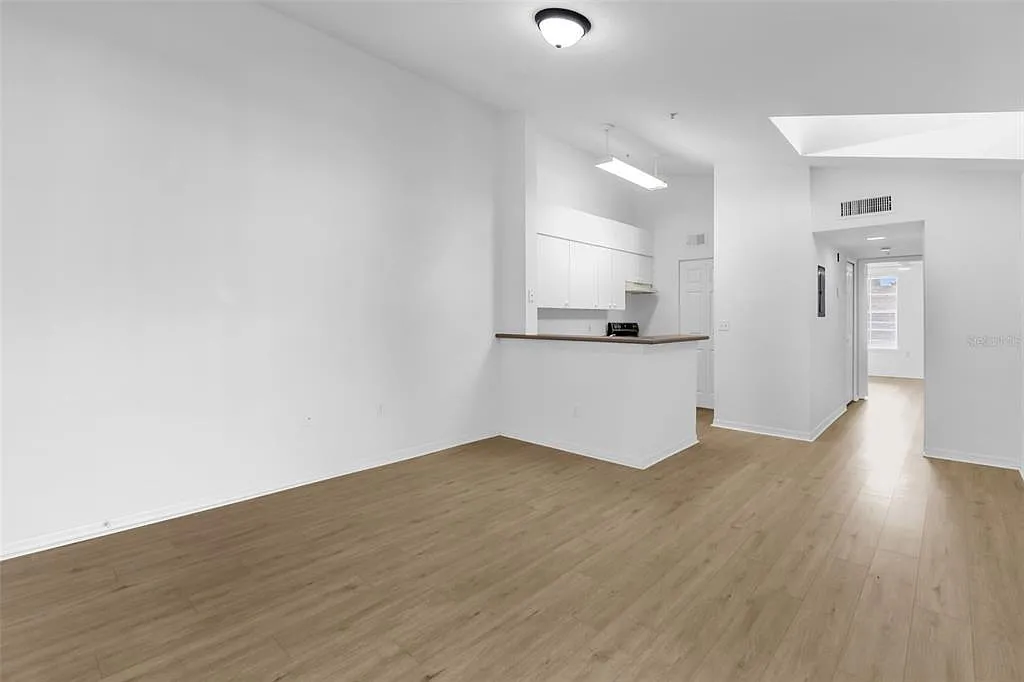 1 bed, 1.0 bath, 650 sqft, $1,370 — Photo 3