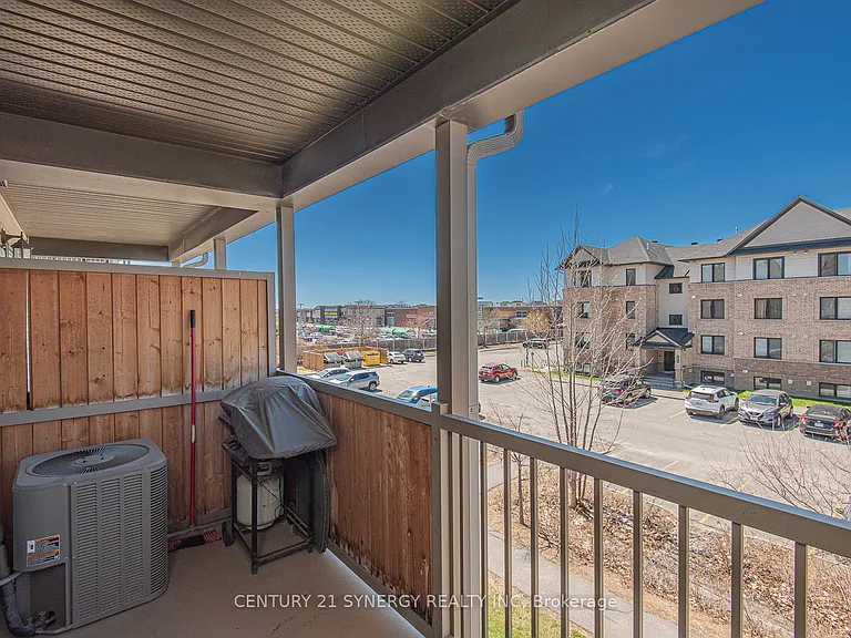 2228 Tenth Line Rd — Photo 38
