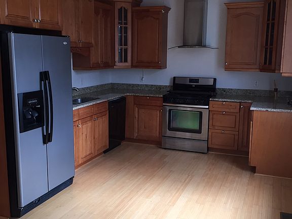 3rd image of 9297 Diane Ave